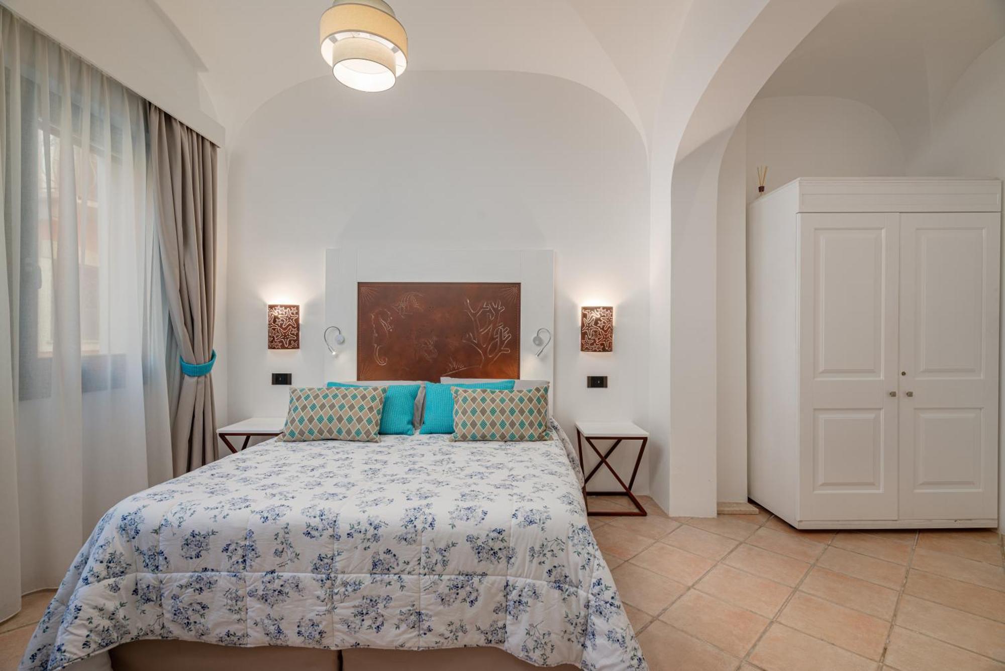 Sorella Luna Room Boutique, Centro Di Olbia Exterior photo