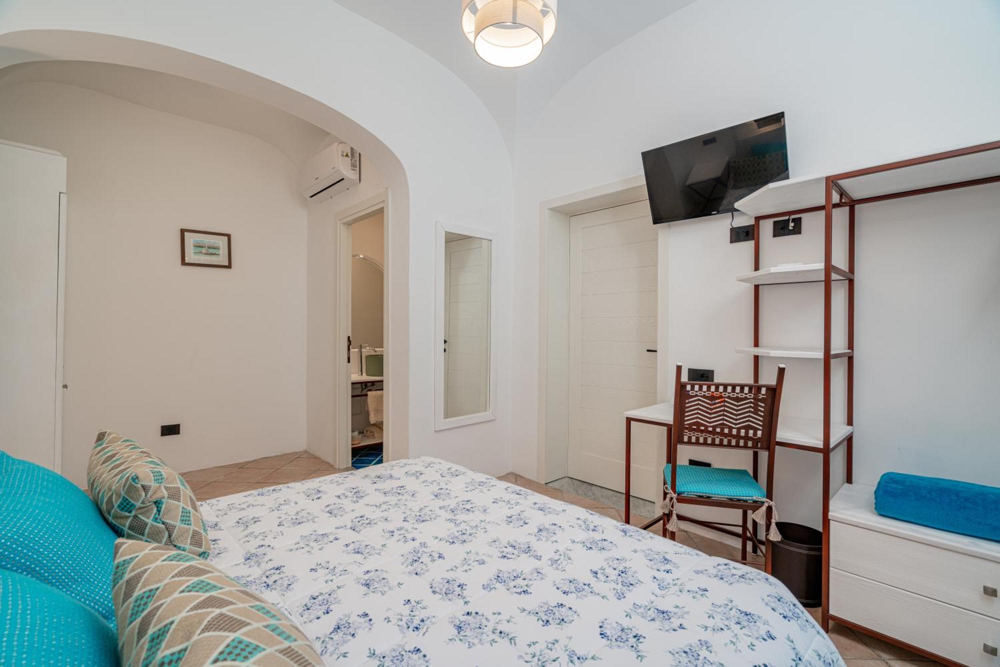 Sorella Luna Room Boutique, Centro Di Olbia Exterior photo