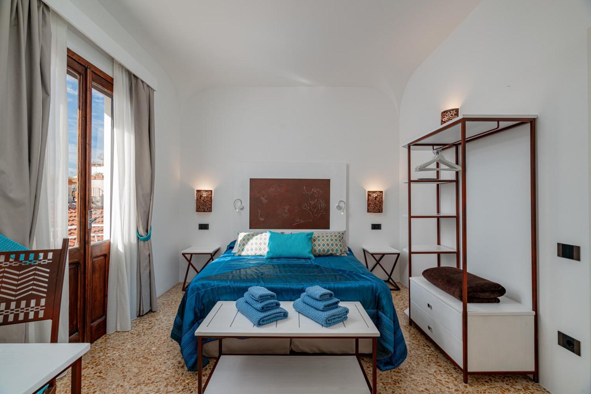 Sorella Luna Room Boutique, Centro Di Olbia Exterior photo